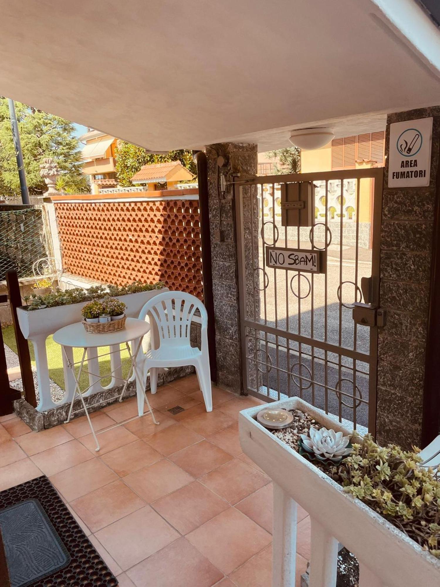 Ferienwohnung Casa Vacanze Il Fiore Di Loto Zibido San Giacomo Exterior foto